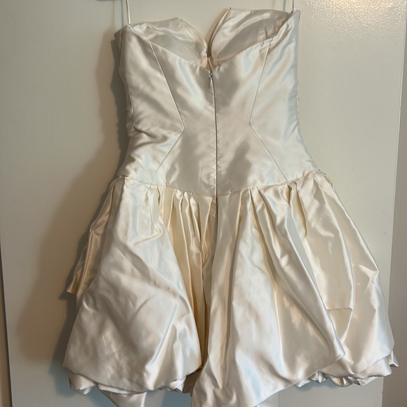 Vintage 80s ANNA MAIER ULLA-MAIJA COUTURE wedding dress. Size 6 - Picture 5 of 12
